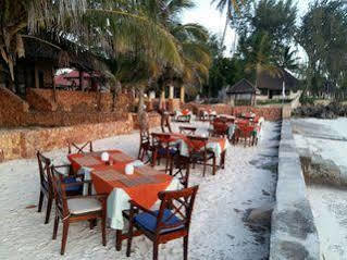 Swahili Villa Coco 2Br Apartment 700M To Beach Mombasa Eksteriør bilde